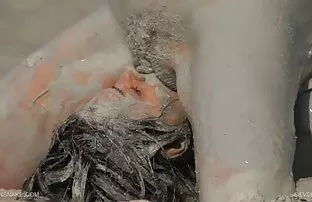 -सिल्वी मिट्टी ब्लू फिल्म भिडियोमा सेक्सी तस्वीर