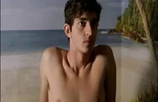 Stepson आफ्नो सौतेनी आमा संग छैन