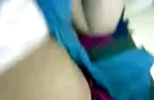 भारतीय चाची boobs प्रेस संग हस्तमैथुन र पाउनुहोस्