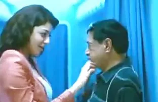 काजल अग्रवाल तातो चुम्बन भिडियो सेक्सी फिल्म पुरानो मानिस अदृश्य हटाइएको क्लिपको साथ