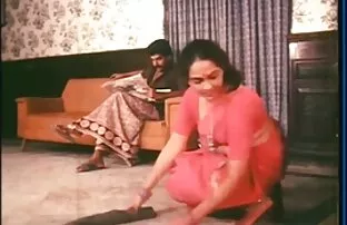 दासी क्र्याक शो