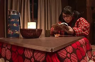 सी while्गको स्कूली छात्रा एकलको हस्तमैथुन गर्दा अध्ययन गर्दा