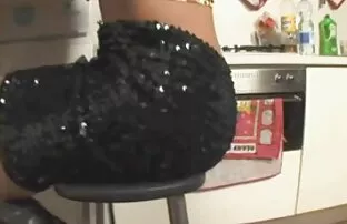 गोरा एस्कॉर्ट