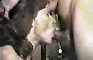कस्तो कत्ति हाँसीरहेको!