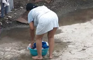 भारतीय आंटी-गधा मोड़ मा जासूस-बुट भाय्यर