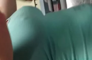 मेरो साथी आमा ठूला स्तन
