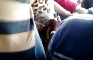 २-स्पर्श छाती