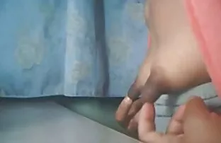 ठूला निप्पल्स