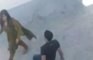 एमेच्योर गोरा हार्डकोर सार्वजनिक वास्तविकता किशोर