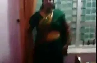 भारतीय आंटी १24२।