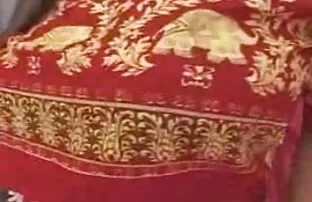 लिसा ठूला स्तन