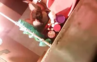बहिनीले शौचालयमा हस्तमैथुन गरिरहेकी छिन्